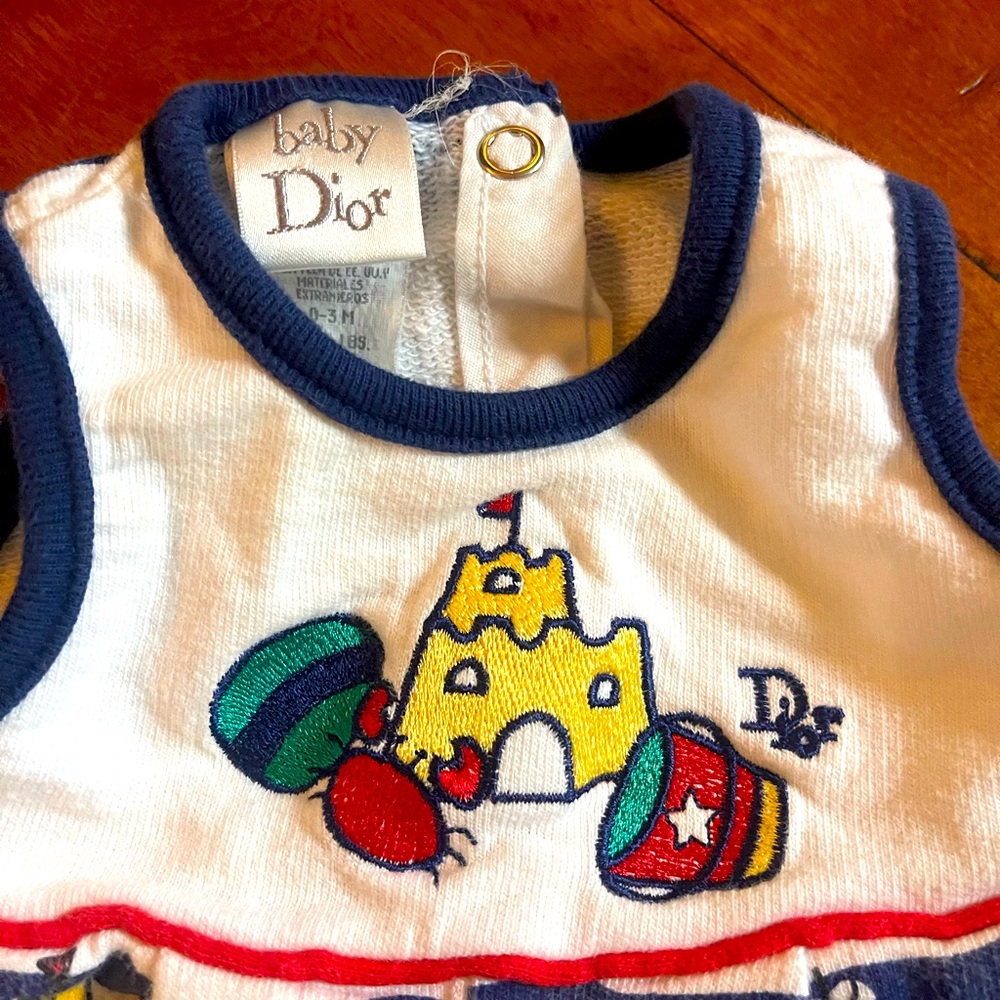 Baby Dior Vintage bubble onsie Newborn EUC